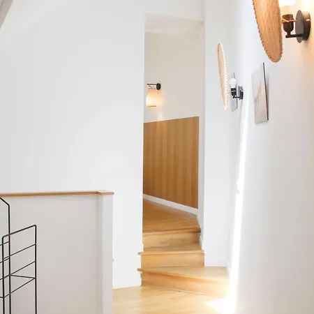 Beautiful Bright Apartment Near The Marais Paris Exterior photo