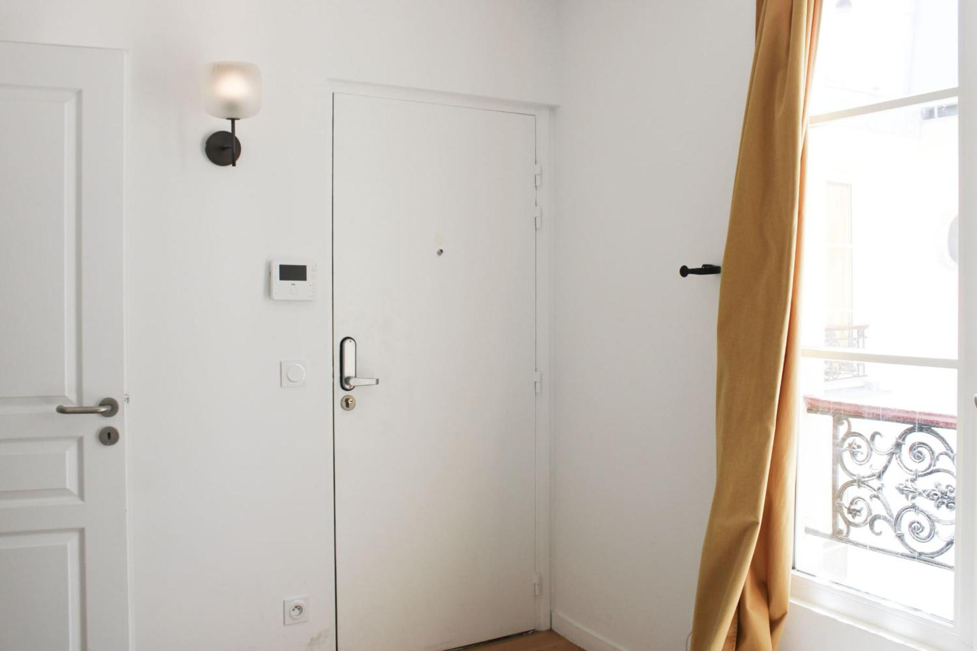 Apartment Beautiful Bright Near The Marais *